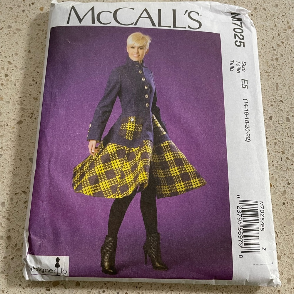 Swing coat